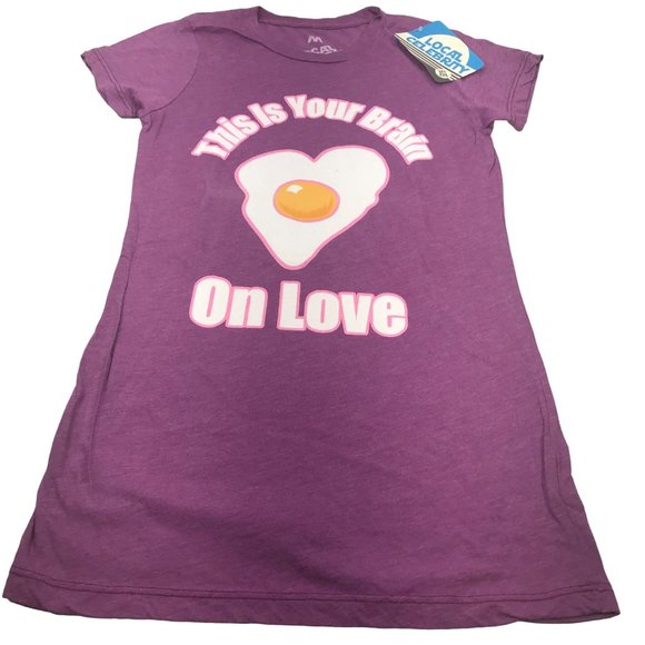 Local Celebrity Women's Size Med This Is Your Brain On Love Short Sleeve Tee New - Picture 1 of 12